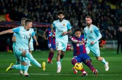 雷速体育网页版-巴塞罗那凭借进球优势晋级欧冠四强