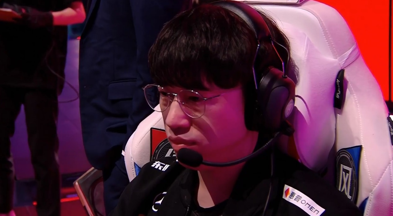 C9绝杀HLE,Ming操刀奇招英雄翻盘成都决赛之夜2:1(伦敦) C9绝杀HLE,Ming操刀奇招英雄翻盘成都决赛之夜2:1(伦敦)